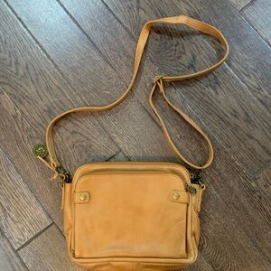 Minooy - Bali Three-Layer Leather Crossbody Bag - Brown / Cognac
